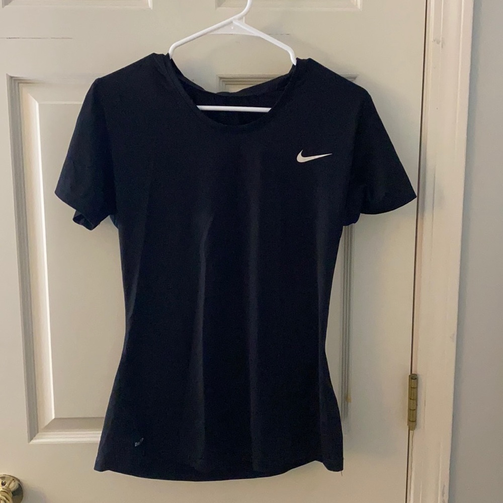 Black Nike top